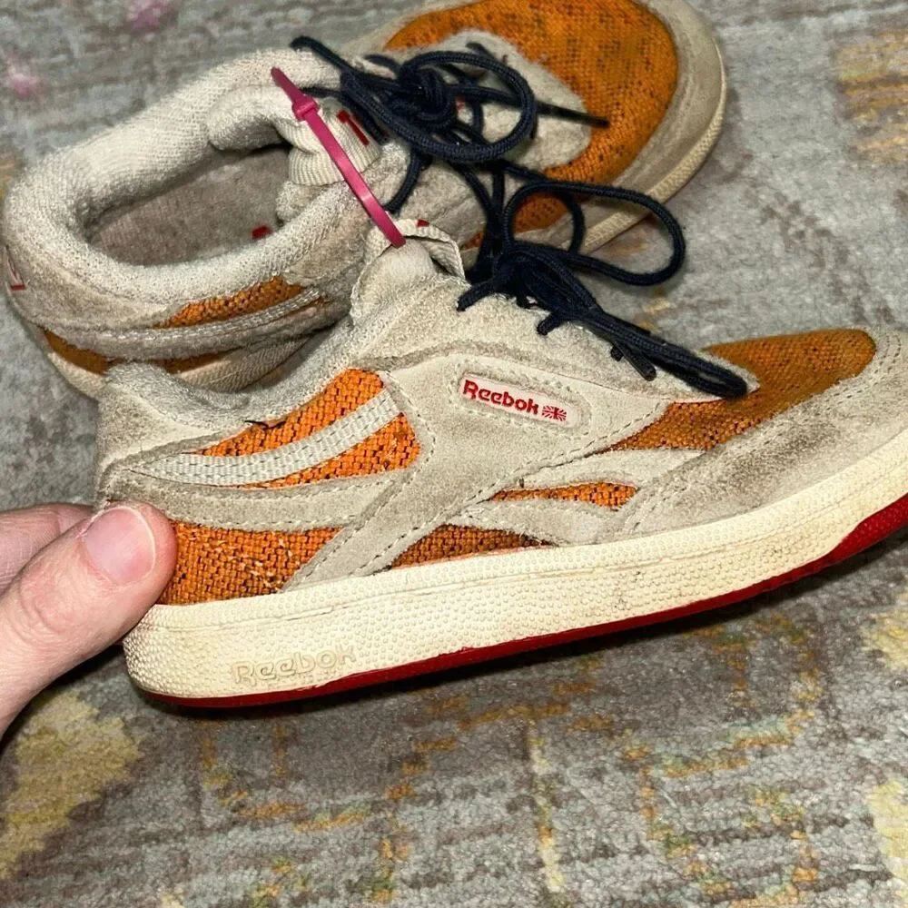Reebok/ the animals observatory size 8